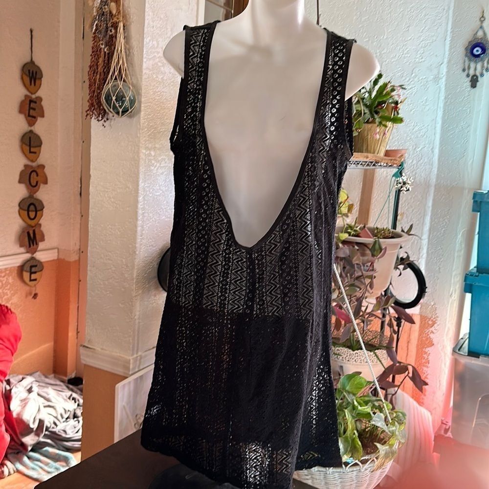 American Apparel Women’s Black Lace Pullover Vest Size Medium Sleeveless